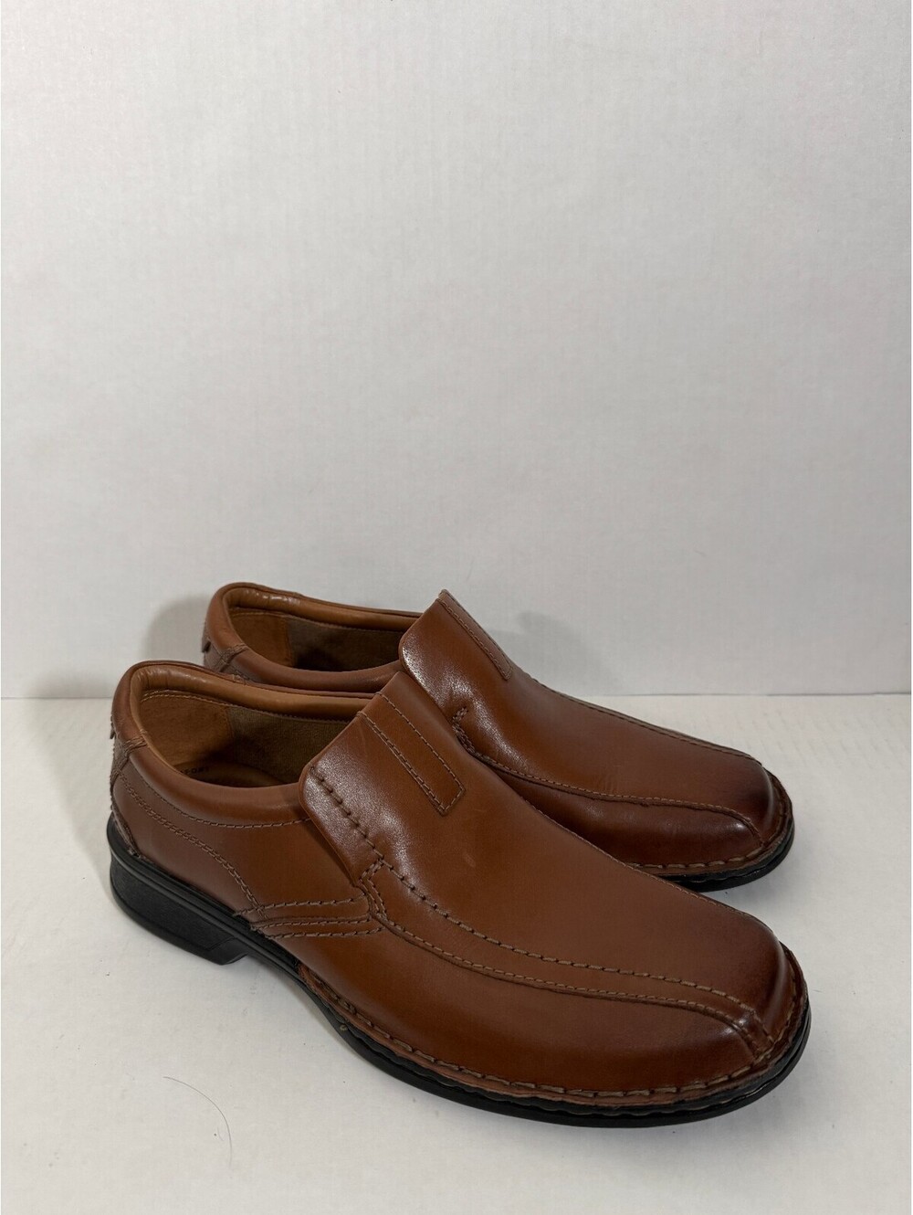 Collection by Clark Men's Cognac Brown Leather Slip-On Loafers, Size 8